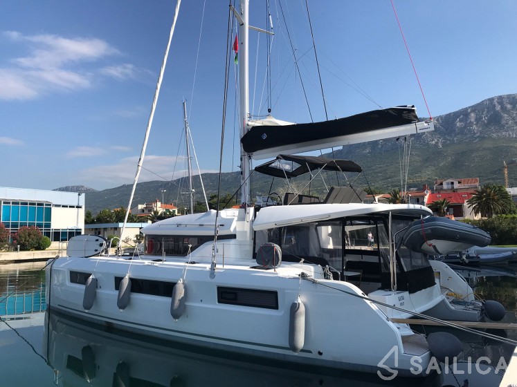 Lagoon 50 - Yacht Charter Sailica