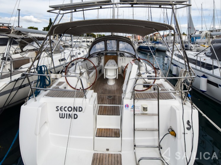 Oceanis 40 - Yacht Charter Sailica