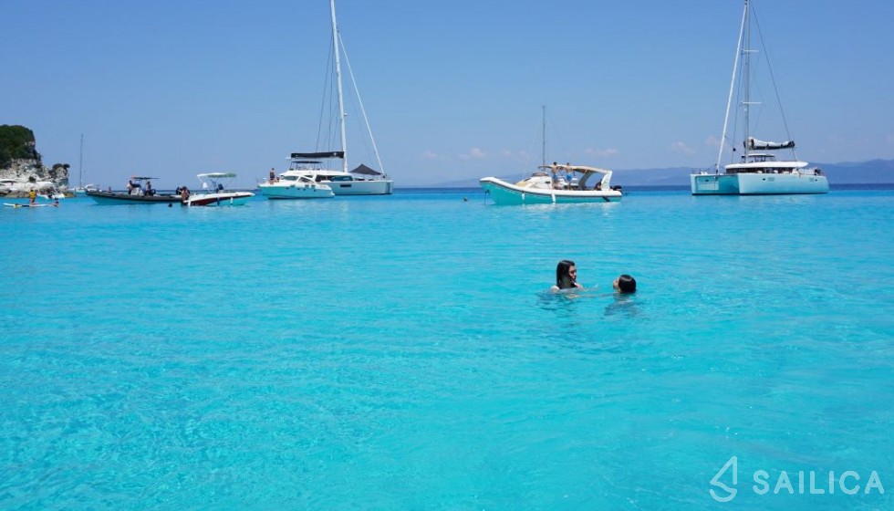 Sun Odyssey 54DS - Yacht Charter Sailica