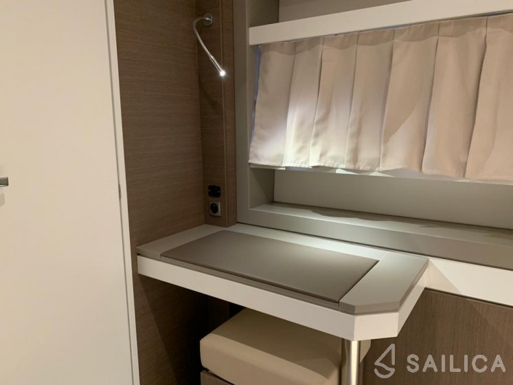 Bali 5.4. - Yacht Charter Sailica