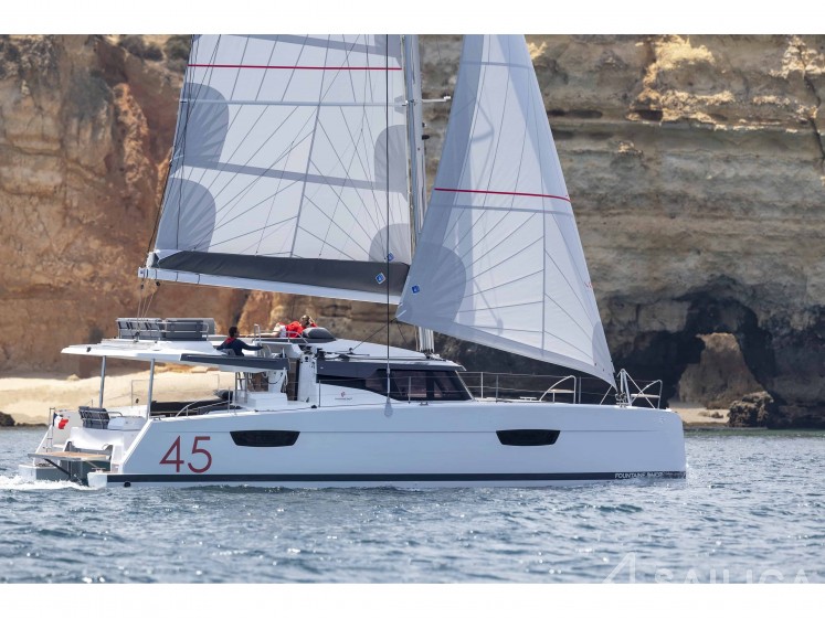 Elba 45 - Yacht Charter Sailica