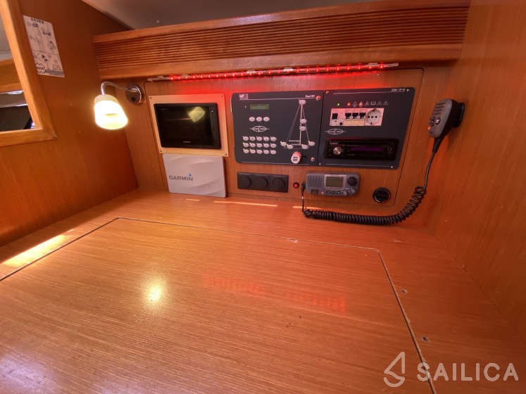 Bavaria 51 Cruiser - Yacht Charter Sailica