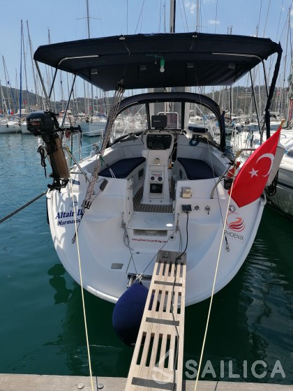 Bavaria 36 - Yacht Charter Sailica