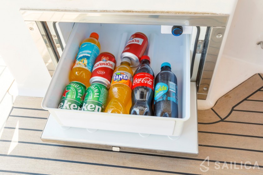 Elan 494 Impression - Yacht Charter Sailica