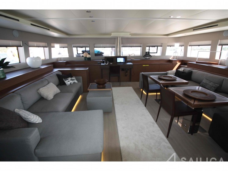 Lagoon 620 - Yacht Charter Sailica