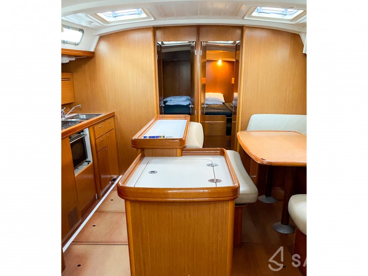 Cyclades 50.5 - Yacht Charter Sailica