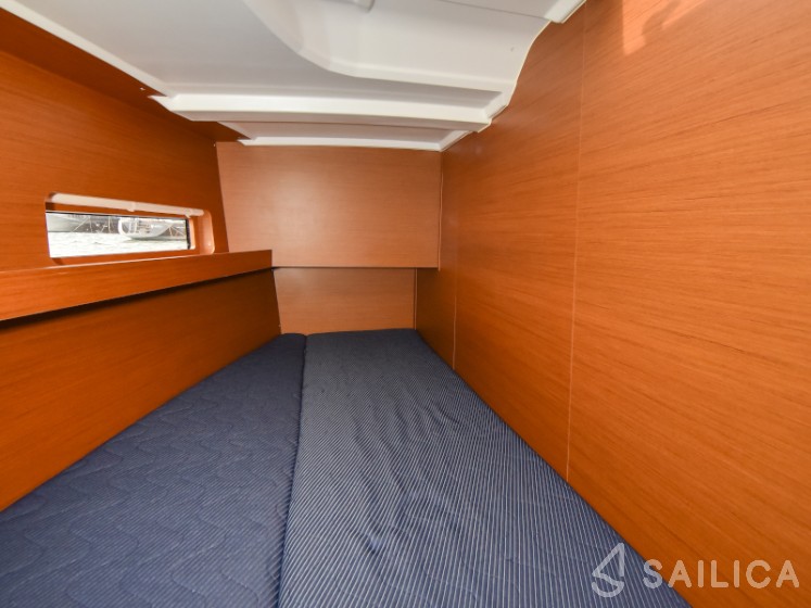 Sun Loft 47 - Yacht Charter Sailica
