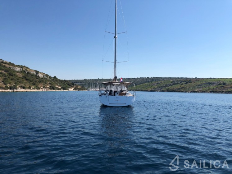 Sun Odyssey 490 - Yacht Charter Sailica