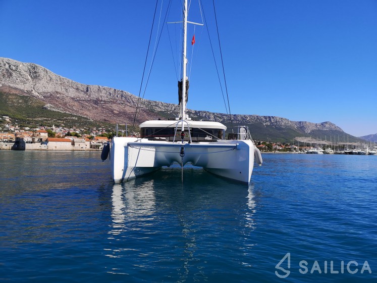 Lagoon 50 - Yacht Charter Sailica