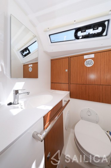 Bavaria Cruiser 46 Style - Yacht Charter Sailica