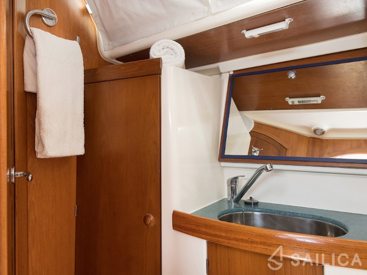 Sun Odyssey 43  - Yacht Charter Sailica