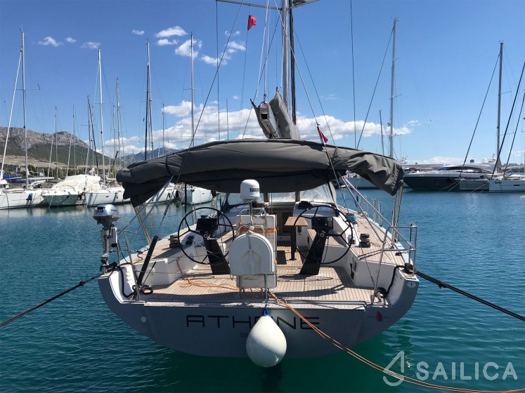 More 55 - Yacht Charter Sailica