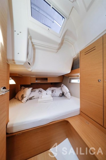Dufour 390 Grand Large - Yacht Charter Sailica