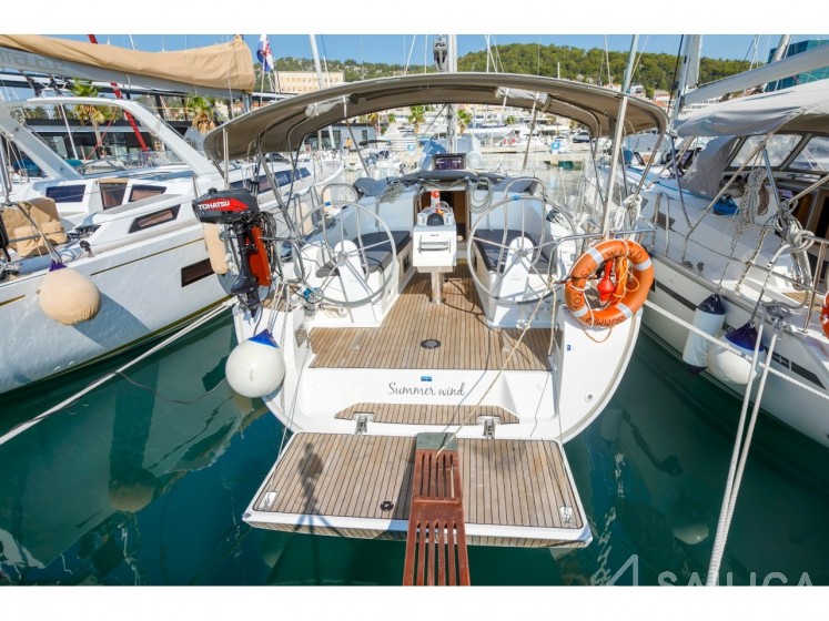 Bavaria 37 Cruiser - Yacht Charter Sailica