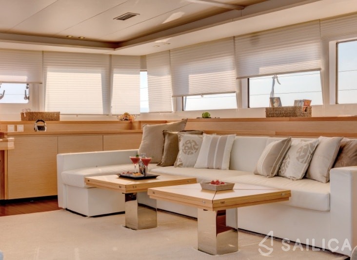 Lagoon 620 - Yacht Charter Sailica