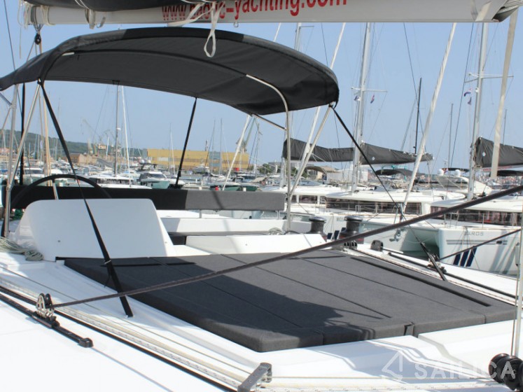 Lagoon 450 - Yacht Charter Sailica