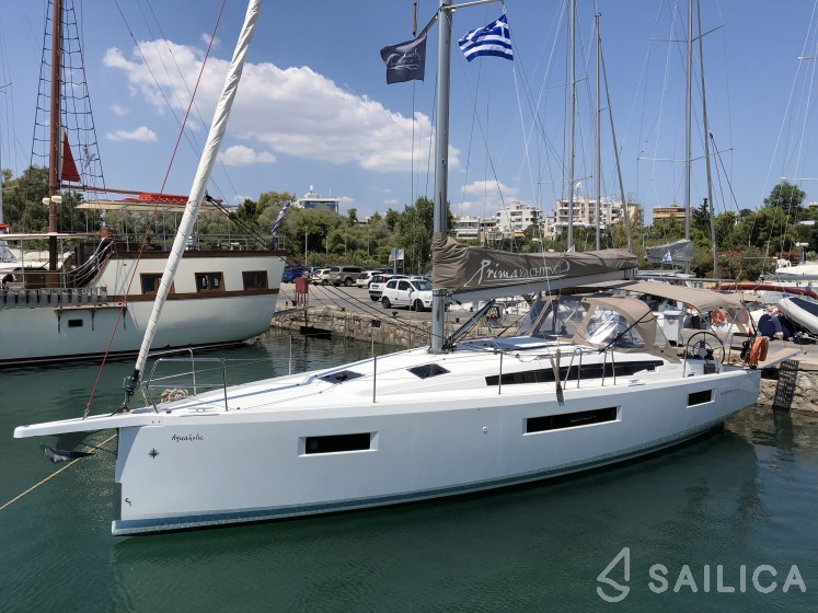 Sun Odyssey 410 - Yacht Charter Sailica