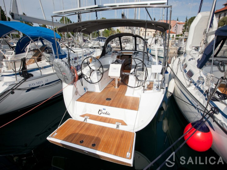 Bavaria Cruiser 34 Style - Yacht Charter Sailica
