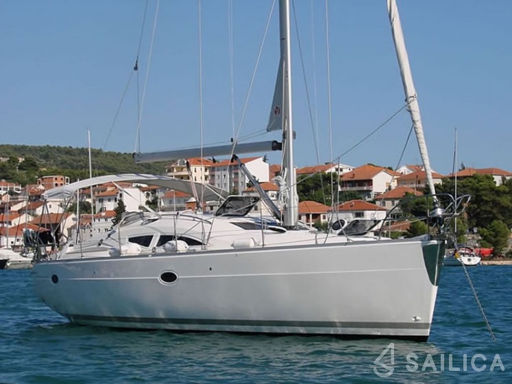 Elan 384 Impression - Yacht Charter Sailica