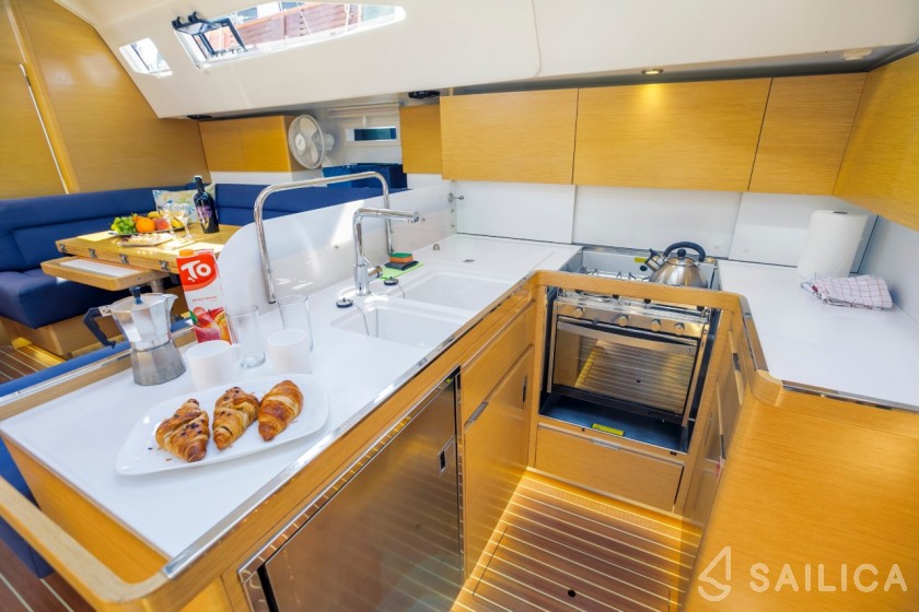 Elan 494 Impression - Yacht Charter Sailica