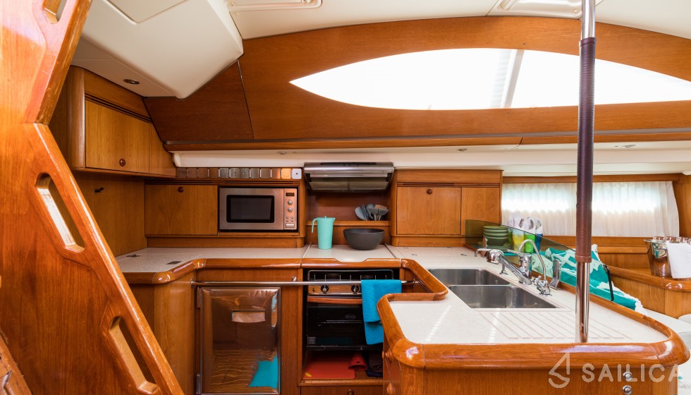 Sun Odyssey 54DS - Yacht Charter Sailica