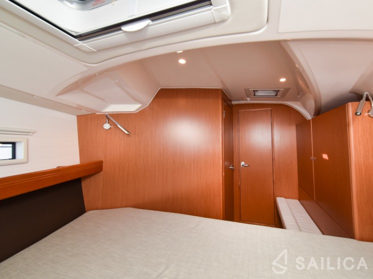 Bavaria 41 Cruiser - Yacht Charter Sailica