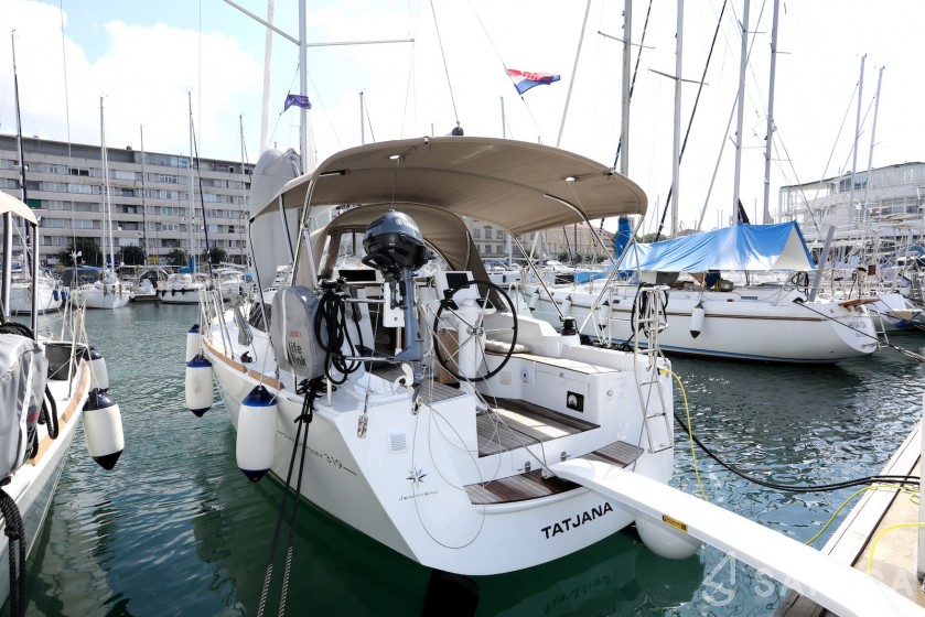 Sun Odyssey 319 - Yacht Charter Sailica