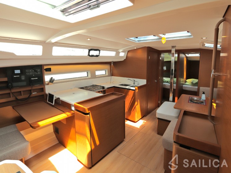 Sun Odyssey 440 - Yacht Charter Sailica