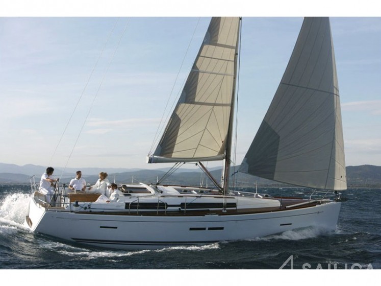 Dufour 405 - Yacht Charter Sailica