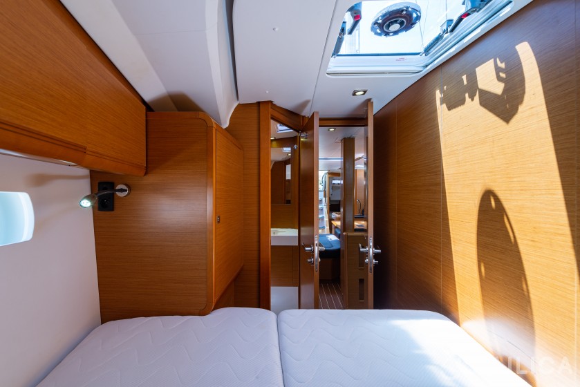 Sun Odyssey 509 - Yacht Charter Sailica