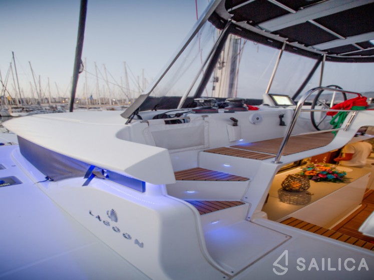 Lagoon 46  - Yacht Charter Sailica
