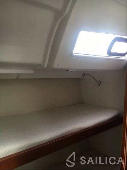 Oceanis 50 Family - Yacht Charter Sailica