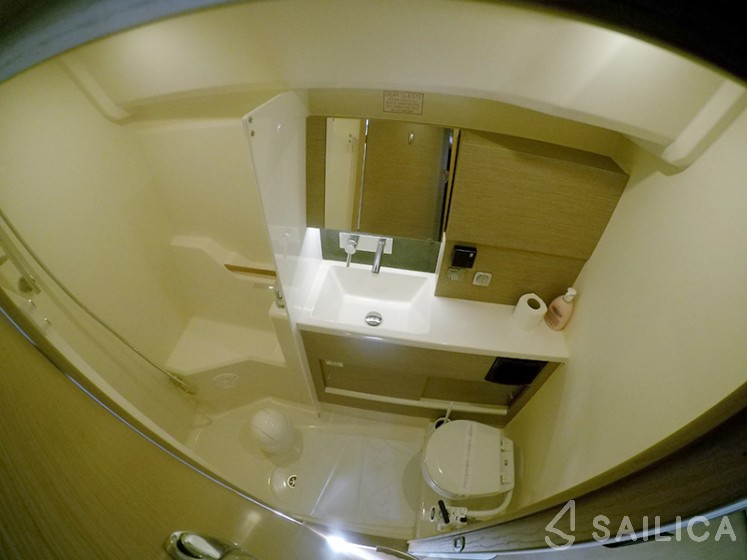 Hanse 458 - Yacht Charter Sailica