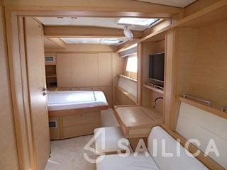 Lagoon 620 - Yacht Charter Sailica