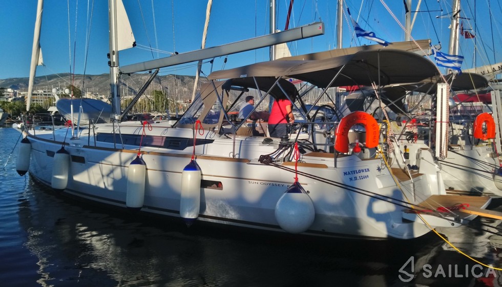 Sun Odyssey 519 - Yacht Charter Sailica
