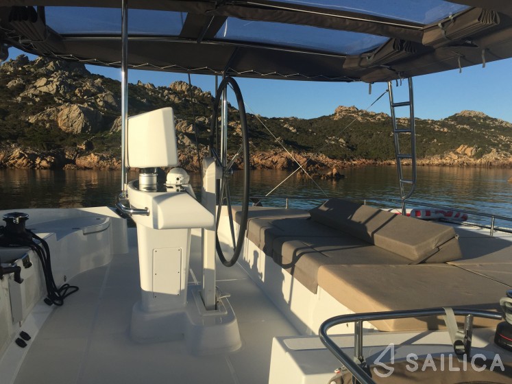 Lagoon 52F - Yacht Charter Sailica