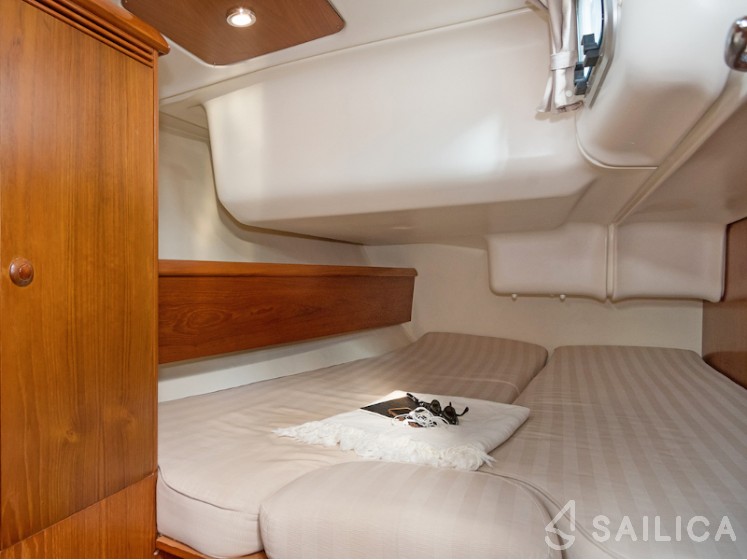 Sun Odyssey 43  - Yacht Charter Sailica