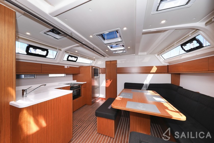 Bavaria Cruiser 46 Style - Yacht Charter Sailica