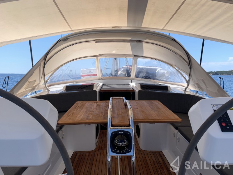 Hanse 458 - Yacht Charter Sailica