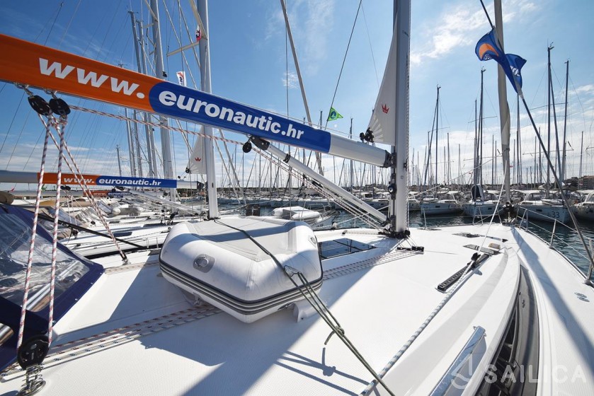 Bavaria 51 Cruiser - Yacht Charter Sailica
