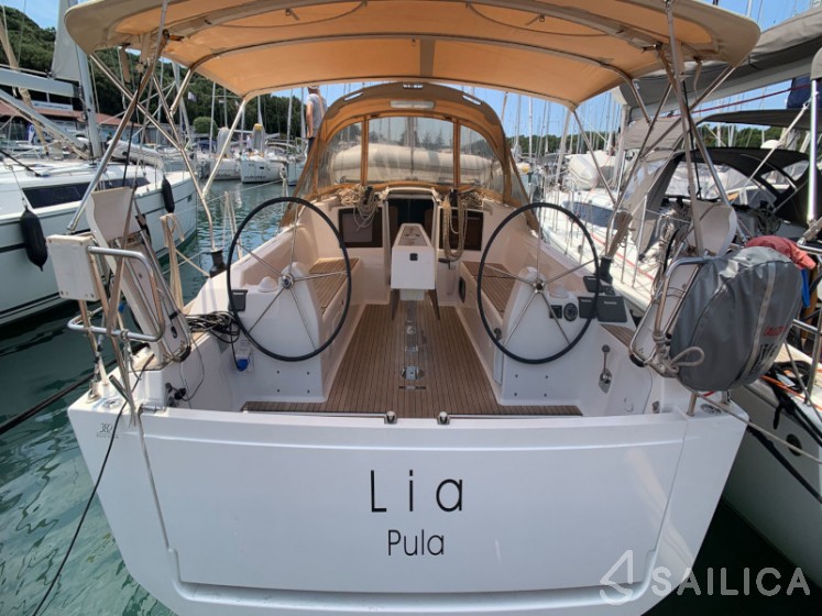 Dufour 382 Grand Large - Yacht Charter Sailica