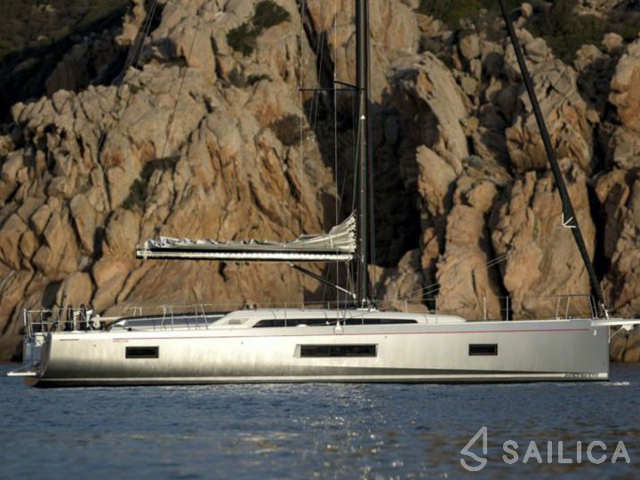 Oceanis 51.1 - Yacht Charter Sailica