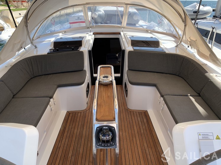 Hanse 458 - Yacht Charter Sailica