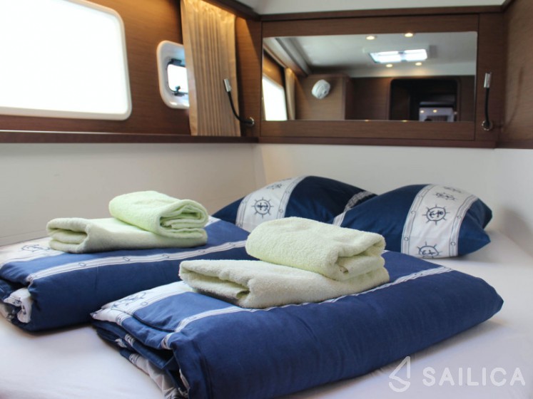 Lagoon 450 - Yacht Charter Sailica