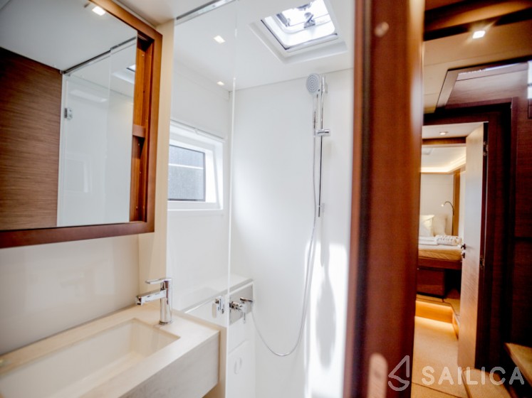 Lagoon 46  - Yacht Charter Sailica