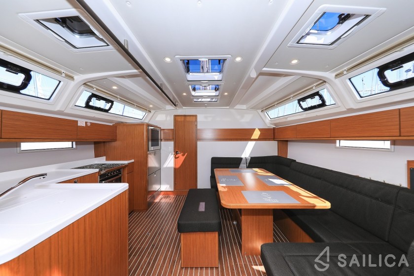 Bavaria Cruiser 46 Style - Yacht Charter Sailica