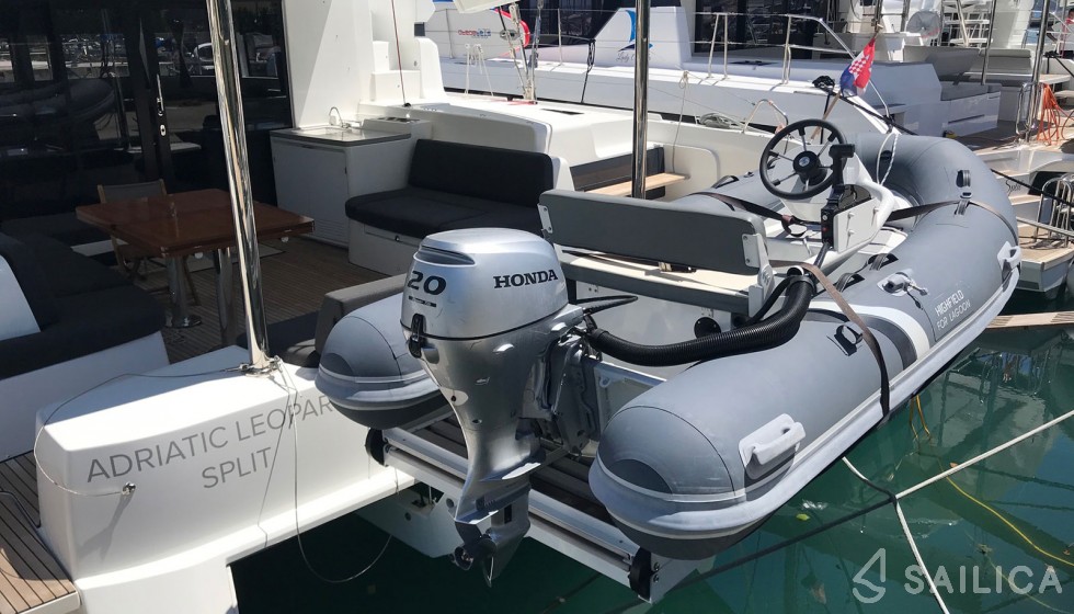 Lagoon 50 - Yacht Charter Sailica
