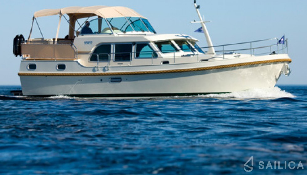 Grand Sturdy 40.9 AC - Yacht Charter Sailica