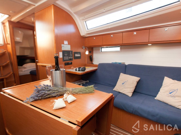 Bavaria Cruiser 37 - Yacht Charter Sailica