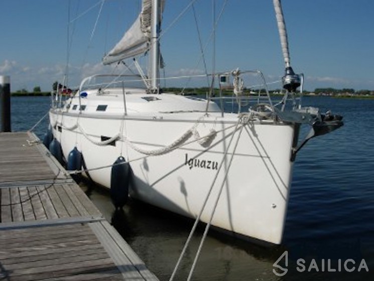 Bavaria 45 Cruiser - Yacht Charter Sailica